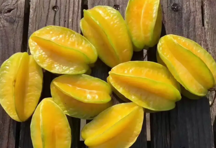 深圳蔬菜批發(fā)?中心與您談一談楊桃的營(yíng)養(yǎng)價(jià)值